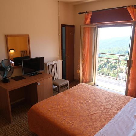 Aparthotel Amelia Dream View Momigno Kültér fotó