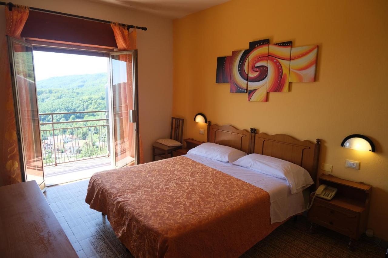 Aparthotel Amelia Dream View Momigno Kültér fotó