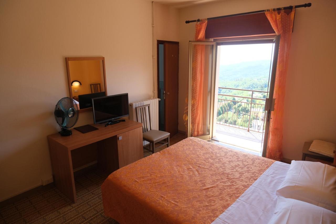 Aparthotel Amelia Dream View Momigno Kültér fotó
